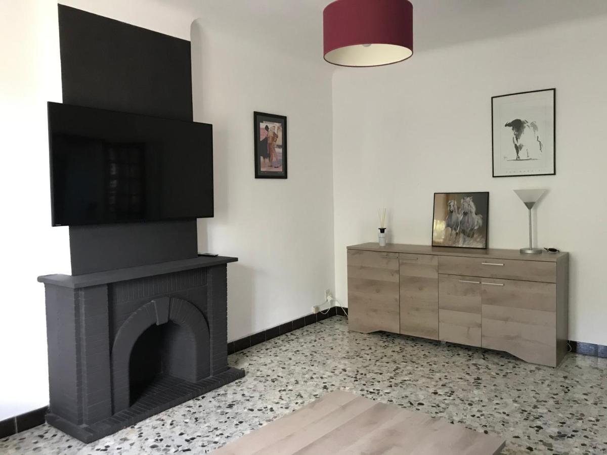 Appartement Tout Confort Avec Parking Ferme 아흘르 외부 사진