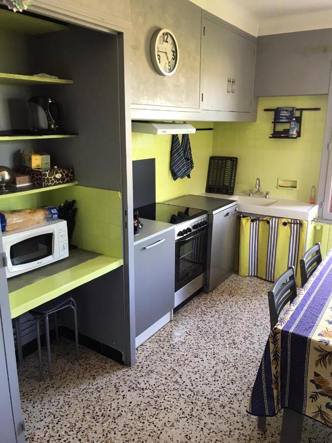 Appartement Tout Confort Avec Parking Ferme 아흘르 외부 사진