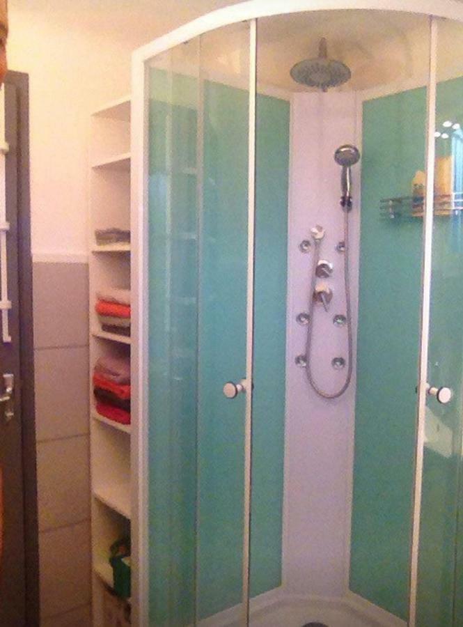 Appartement Tout Confort Avec Parking Ferme 아흘르 외부 사진